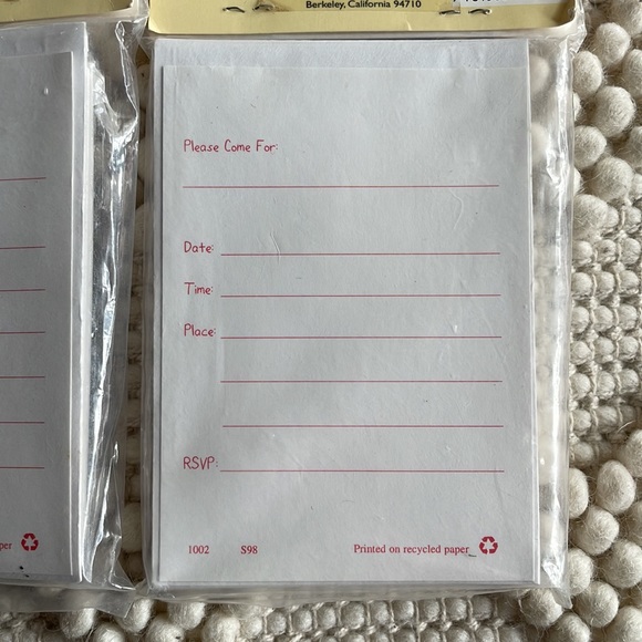 Peaceable Kingdom Press | 2 Sets of Lilly The Mouse Birthday Party Invitations - Picture 5 of 7